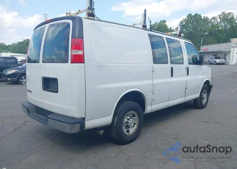 2019 Chevrolet Express 2500 Work Van из США, поврежденный, VIN 1GCWGAFP8K1196427